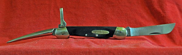 Buck-knife-a.jpg