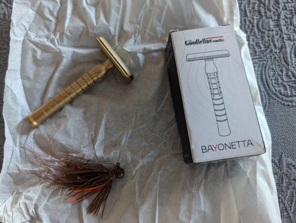 GoodFellowSmile brass razor.jpg