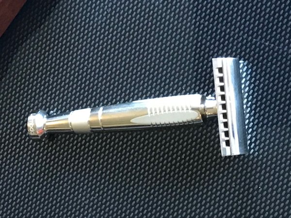 Review - Lambda Athena de razor | Against The Grain - Wet Shaving Forum