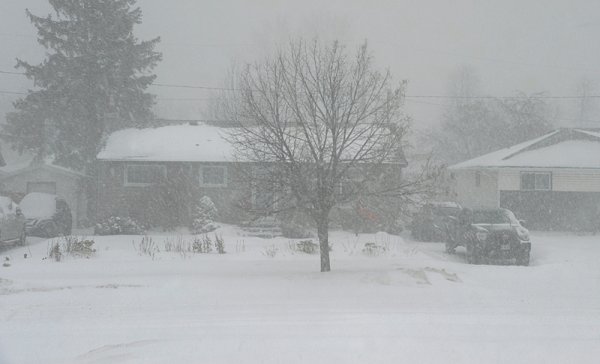 Monday-snow-storm.jpg