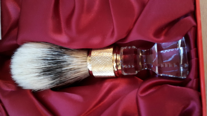 Royal-Brierley-Lead-Crystal-Shaving-Brush-Brand-New-_57_resize.jpg